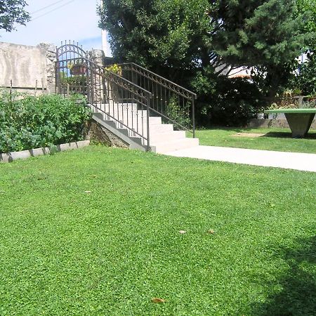 Apartman Samblic Кърк Екстериор снимка