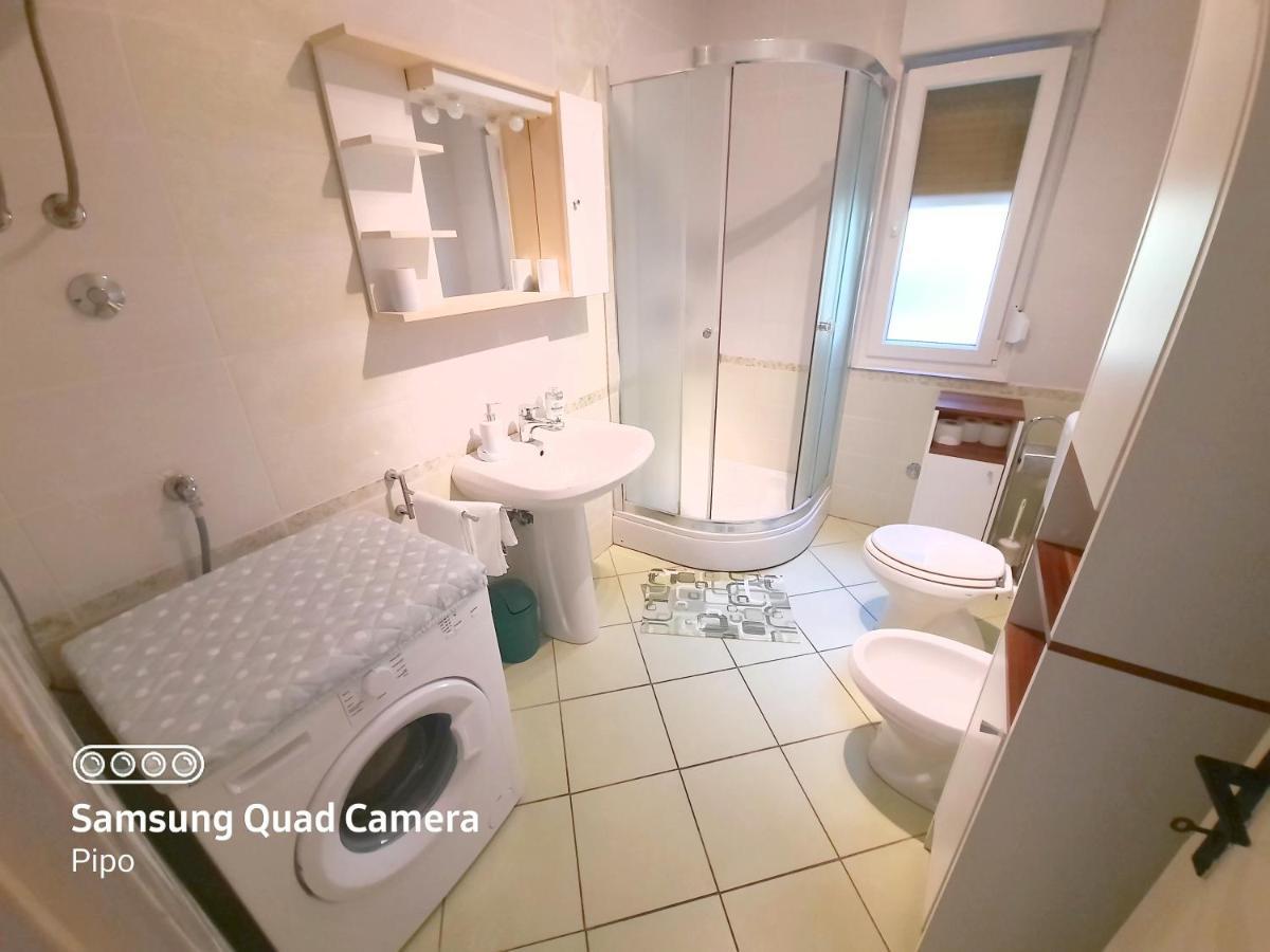 Apartman Samblic Кърк Екстериор снимка