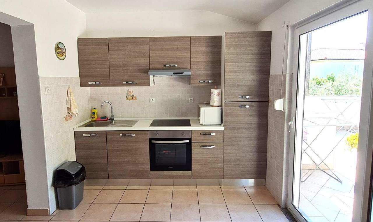 Apartman Samblic Кърк Екстериор снимка