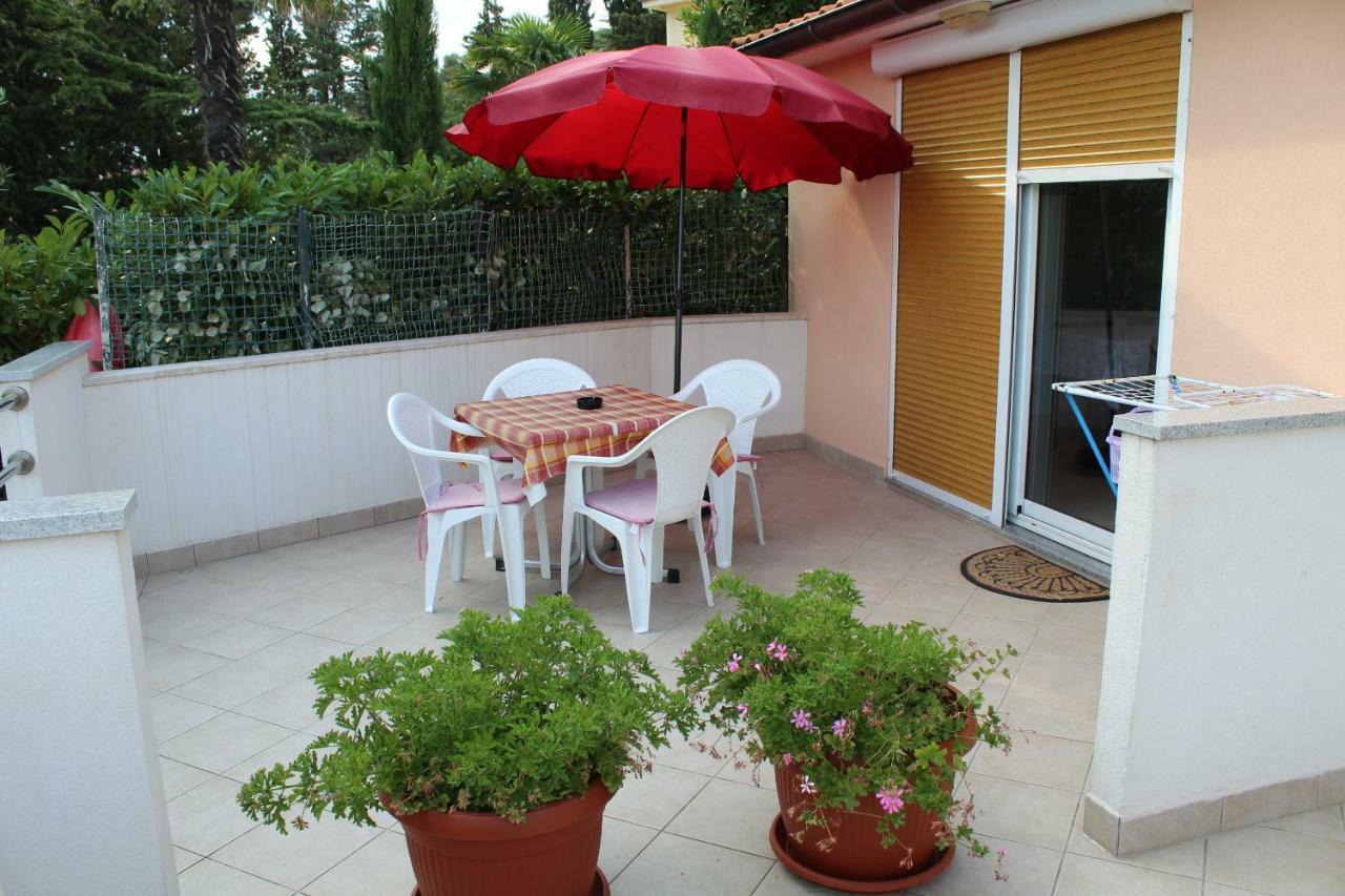 Apartman Samblic Кърк Екстериор снимка